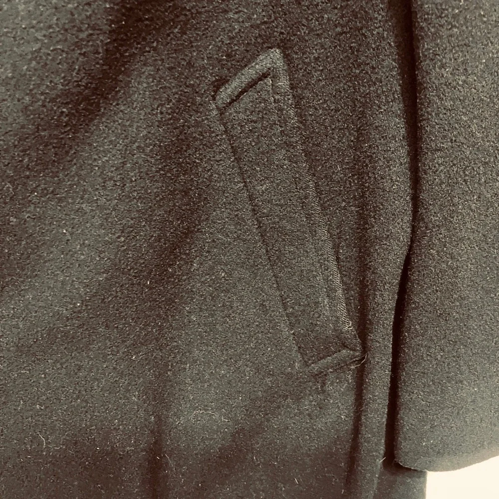 Ralph Lauren Men's Black‎ Wool Overcoat Size 42 Classic Business Style 3 Button